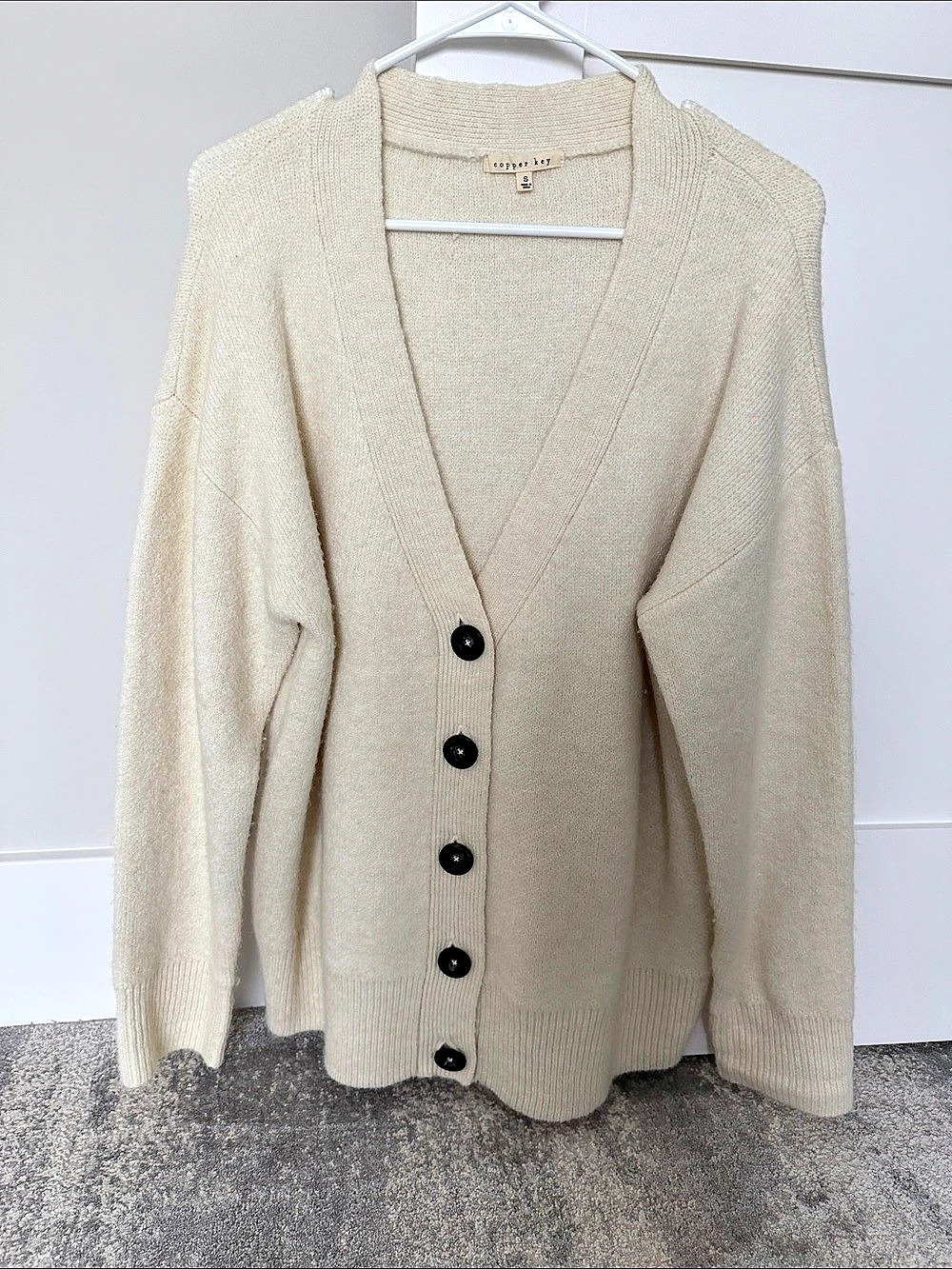 Copper Key Cream Button-Front Cardigan Size Small Like New